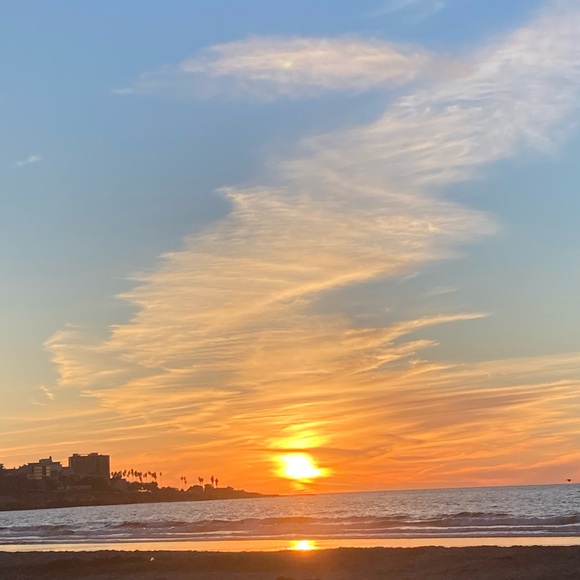 Meet your Posher, Debbie - Picture 7 of 8